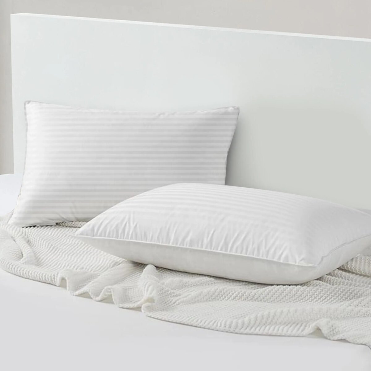 Soft Supportive Hotel Style Bed Pillows Set of 2 - Image 3